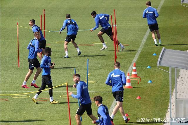 杨瀚森9分10板2帽3助攻 夏联收官战开拓者负爵士